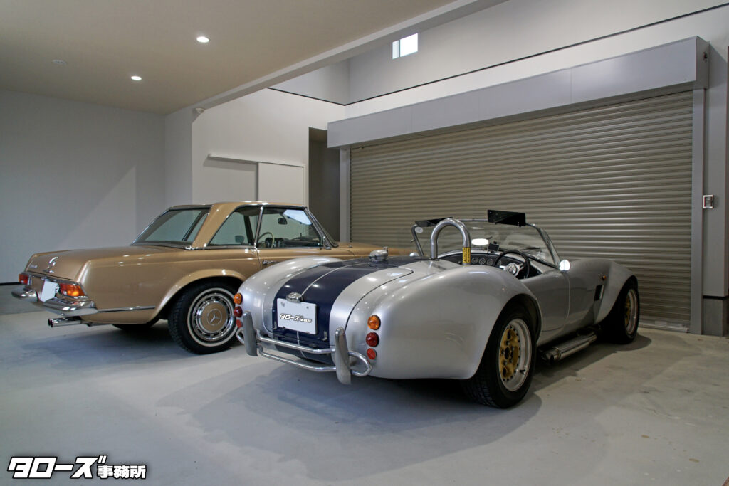 物件名：HONGO BASE（本郷ベース）
所在地：名古屋市名東区社が丘３丁目１４１６
最寄駅：名古屋市営地下鉄 東山線 本郷駅
タイプ：ガレージハウス（倉庫・事務所）
構　造：木造２階建
築年月：2025年10月