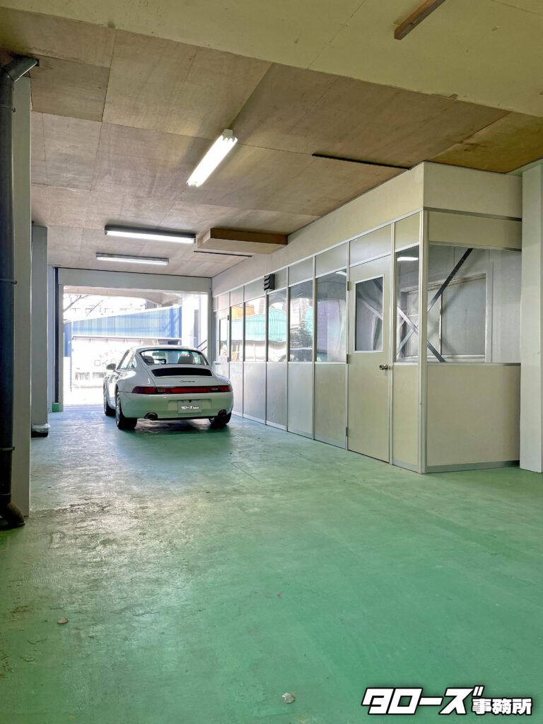 物件名：ALBA GARAGE白壁北
所在地：名古屋市北区大杉1丁目21-8
最寄駅：名鉄瀬戸線 尼ケ坂駅 徒歩1分
タイプ：ガレージ付き事務所・テナント
構　造：鉄骨造 地上3階
築年月：1978年8月