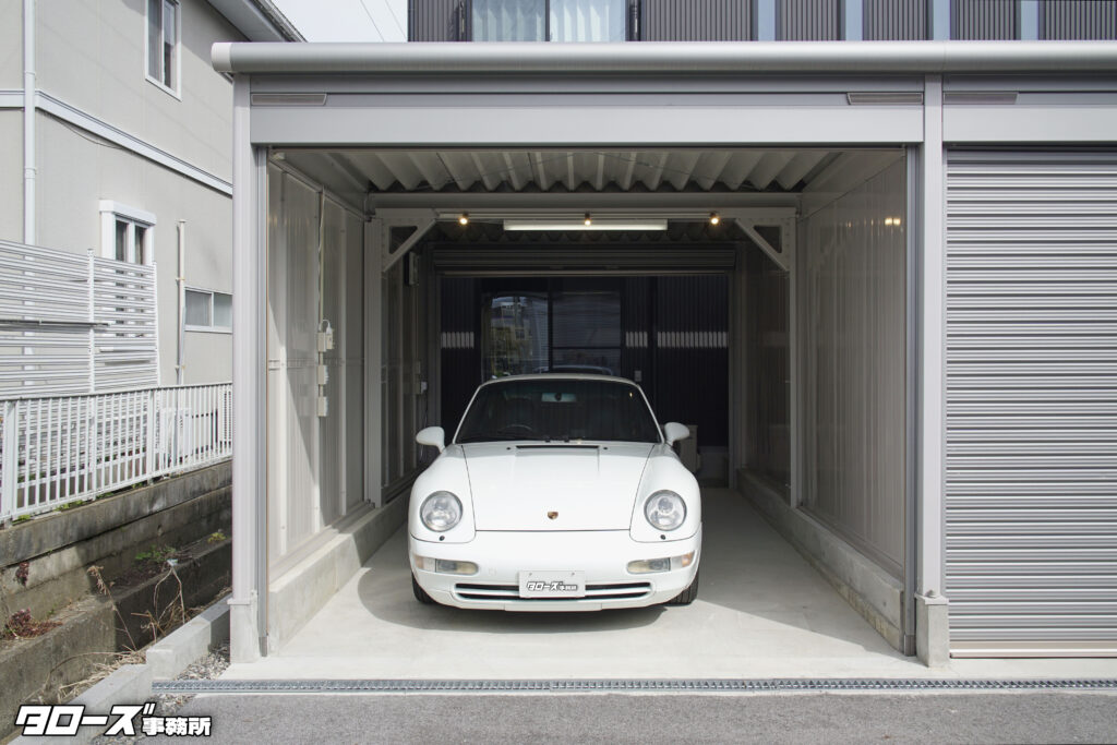 物件名：Carin（カリン）
所在地：岐阜県大垣市熊野町1102-1
最寄駅：JR東海道線 荒尾駅 徒歩5分
タイプ：賃貸ガレージハウス（1LDK・52㎡）