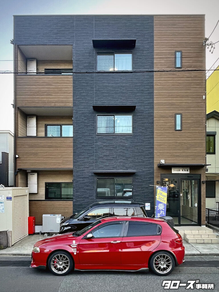 物件名；DREAM東海通（ドリーム東海通）
所在地：名古屋市港区東海通３丁目20-1
最寄駅：名港線 東海通駅　徒歩すぐ
タイプ：木造３階建
竣　工：2022年７月