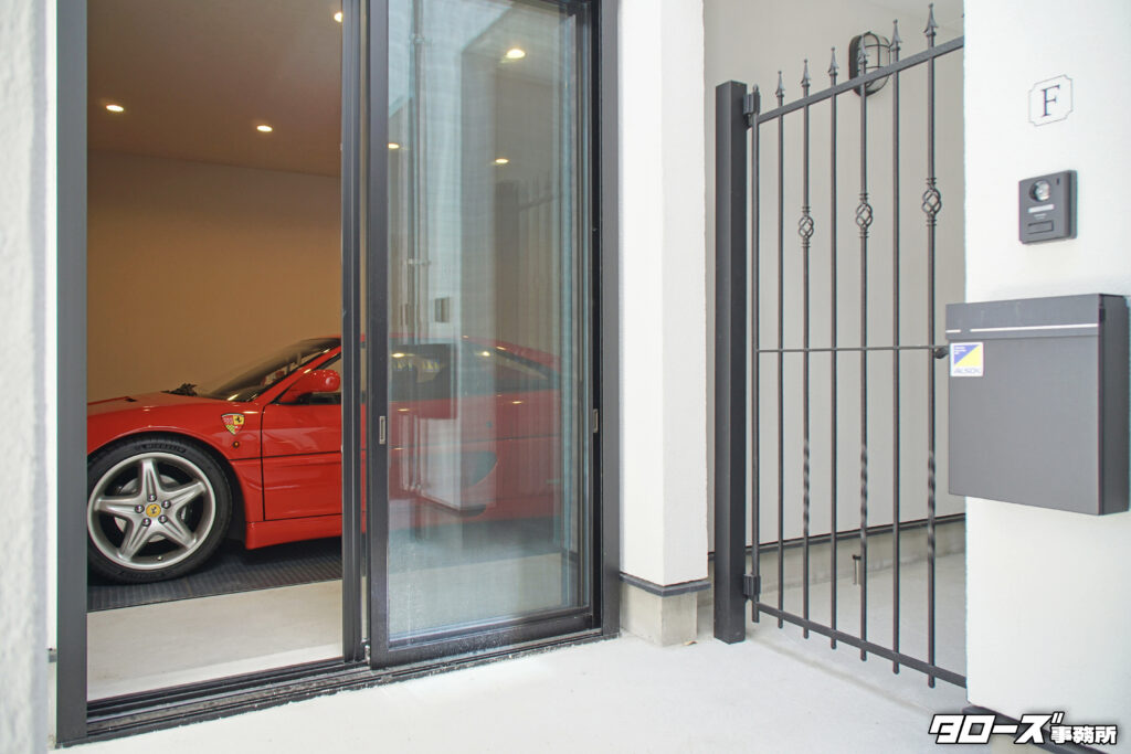 物件名；LienteⅡ（リエンテ2）
所在地：名古屋市中川区八田町1002番
最寄駅：JR関西本線 八田駅 徒歩5分
タイプ：ガレージハウス（事務所・テナント相談可）
竣　工：2025年3月
面　積：１階40.16㎡ ２階38.51㎡　３階 32.71㎡