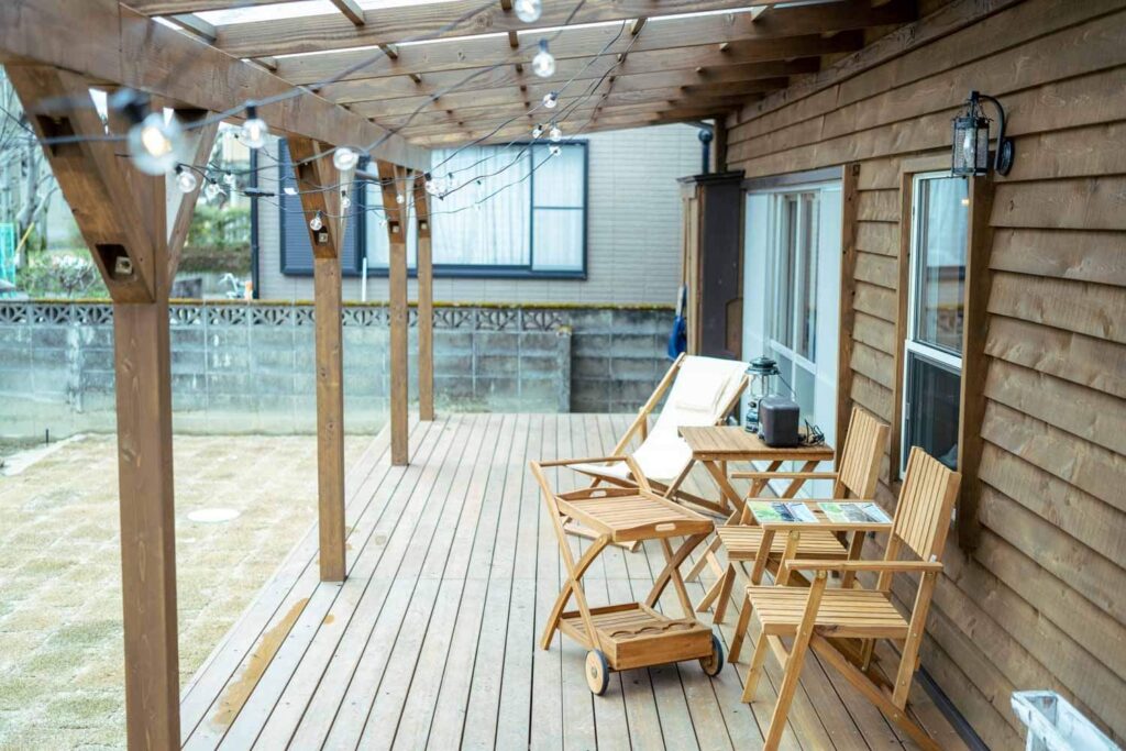物件名:Kona House(コナハウス)
所在地:愛知県江南市東野町鐘鋳山77番地
最寄駅:名鉄犬山線・江南駅
タイプ:木造平屋建(3LDK)
※フルリノベーション物件です。