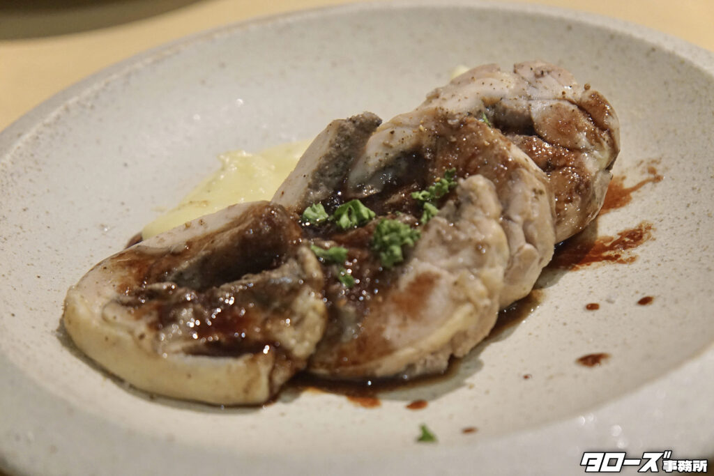 店舗名:TRATTORIA CUORE
(トッラットリア・クオーレ)
所在地:名古屋市千種区松軒1-9-10 山田ハイツ 1F
最寄駅:地下鉄東山線・桜通線 今池駅
バス停:名古屋市営バス 都通一丁目
・Lunch 11:30~14:00 (L.O.13:30)
・Dinner
火~土 18:00~22:00 (L.O.21:00)
日曜日 14:00~17:00 (L.O.21:00)
・定休日:月曜日
※カジュアルに楽しむイタリアンとワインのお店
※2026年7月10日グランドオープン。
※タローズ事務所(テナント仲介)