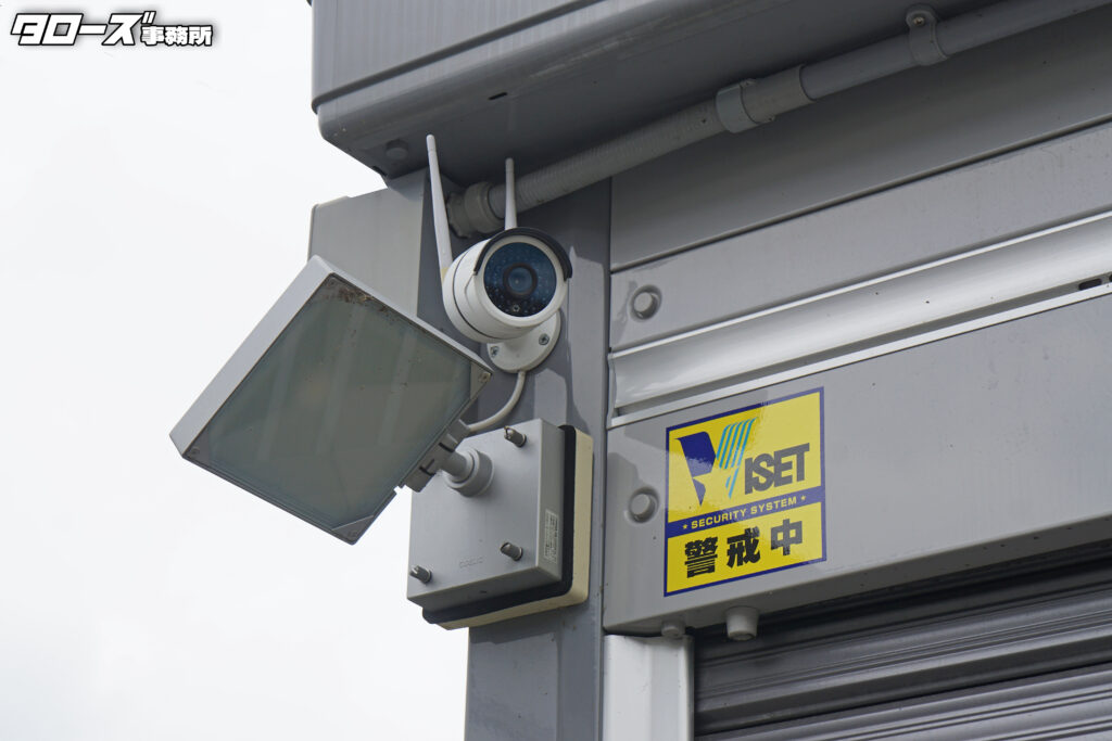 物件名:西春出入口ガレージ(一宮市)
所在地:愛知県一宮市伝法寺八丁目18番12号
設備:
・電動シャッターゲート付ガレージ
・フルフラットで段差の心配なし
・防犯カメラ・セキュリティ付
・100Vコンセント・照明付
ガレージサイズ:
全幅3,130㎜・全長6,275㎜・全高2,384㎜
有効サイズ:
全幅2,842㎜・全長6,010㎜・全高2,118㎜
・賃料50,000円
・敷金1カ月・信用保証料1カ月
